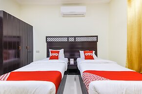 Super OYO 107 Ras Al Hadd Waves Hotel