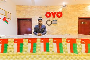 Super OYO 107 Ras Al Hadd Waves Hotel