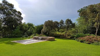 Esther's Country Lodge