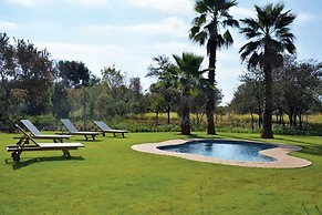 Esther's Country Lodge