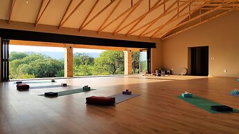 Esther's Country Lodge