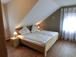 Ferienweingut Hirschen Schulstrasse