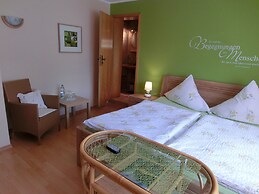 Ferienweingut Hirschen Schulstrasse