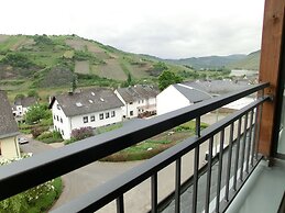 Ferienweingut Hirschen Schulstrasse