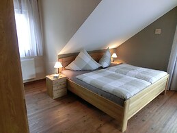 Ferienweingut Hirschen Schulstrasse