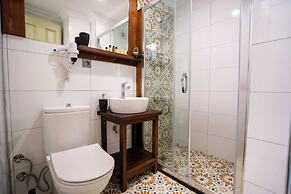 Cunda Tas Otel By Taze