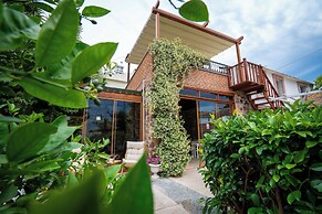 Cunda Tas Otel By Taze