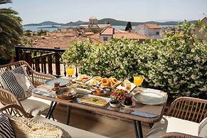 Cunda Tas Otel By Taze