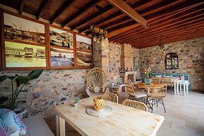 Cunda Tas Otel By Taze