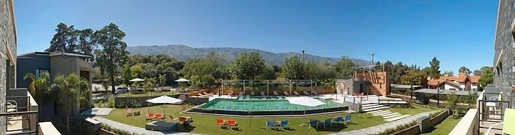 Altos de Merlo Suites