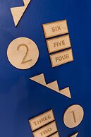 L'Abeille Boutique Apartments