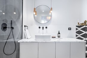 L'Abeille Boutique Apartments