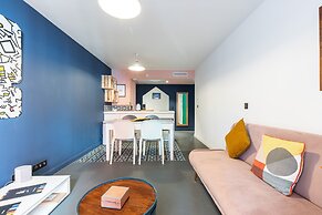 L'Abeille Boutique Apartments