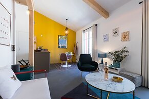 L'Abeille Boutique Apartments