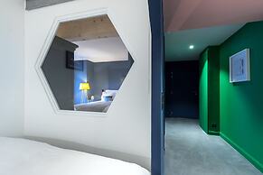 L'Abeille Boutique Apartments