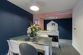 L'Abeille Boutique Apartments