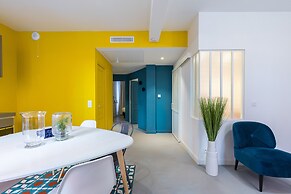L'Abeille Boutique Apartments