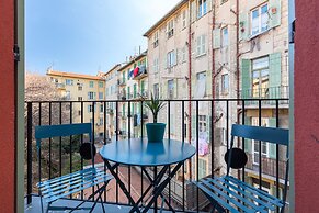 L'Abeille Boutique Apartments