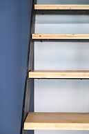 L'Abeille Boutique Apartments