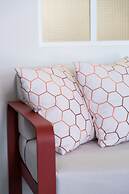 L'Abeille Boutique Apartments