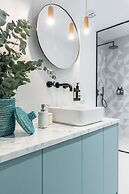 L'Abeille Boutique Apartments