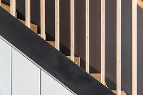 L'Abeille Boutique Apartments