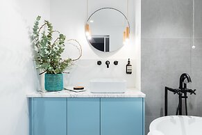 L'Abeille Boutique Apartments