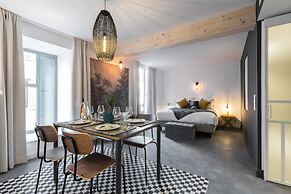 L'Abeille Boutique Apartments