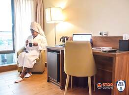 Hotel La Falaise Bonapriso