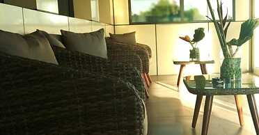 Hotel La Falaise Bonapriso