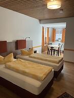 Hotel Boarding House Hohenwart