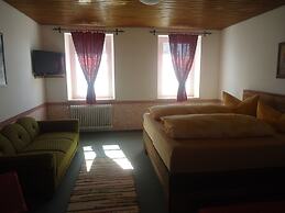 Hotel Boarding House Hohenwart