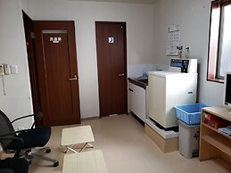 Yamate Rest House - Hostel, Caters to Men