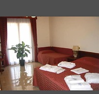 Laghi Room Only