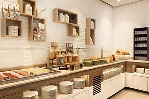 Holiday Inn Eindhoven Airport by IHG