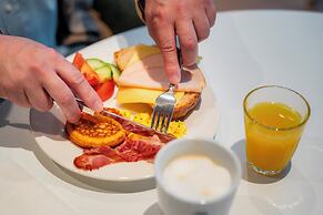 Holiday Inn Eindhoven Airport by IHG