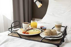 Holiday Inn Eindhoven Airport by IHG