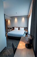 Holiday Inn Eindhoven Airport by IHG
