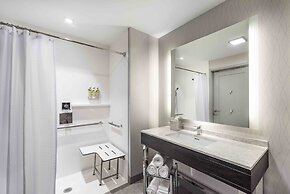 Holiday Inn Express Boston South - Quincy by IHG