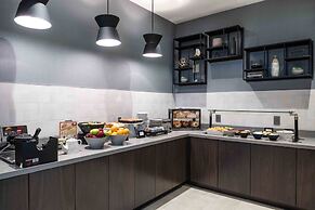 Holiday Inn Express Boston South - Quincy by IHG