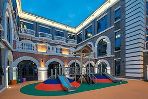 Hotel Indigo Heilong Lake by IHG