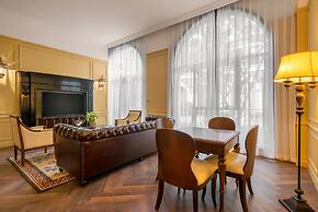 Hotel Indigo Heilong Lake by IHG