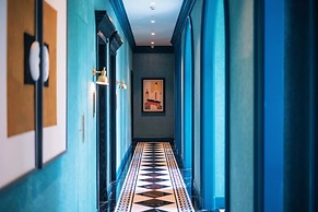 Hotel Indigo Heilong Lake by IHG