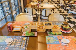 Hotel Indigo Heilong Lake by IHG