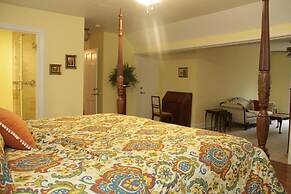 The Oaks Bed and Breakfast
