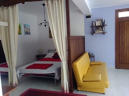 Huge terrace with sea view of the bay