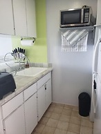 Breezy Beachfront apt. View of Paradise