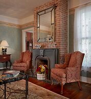The Kenwood Inn
