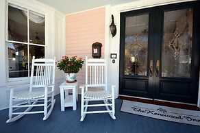 The Kenwood Inn