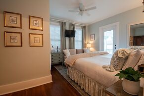 The Kenwood Inn